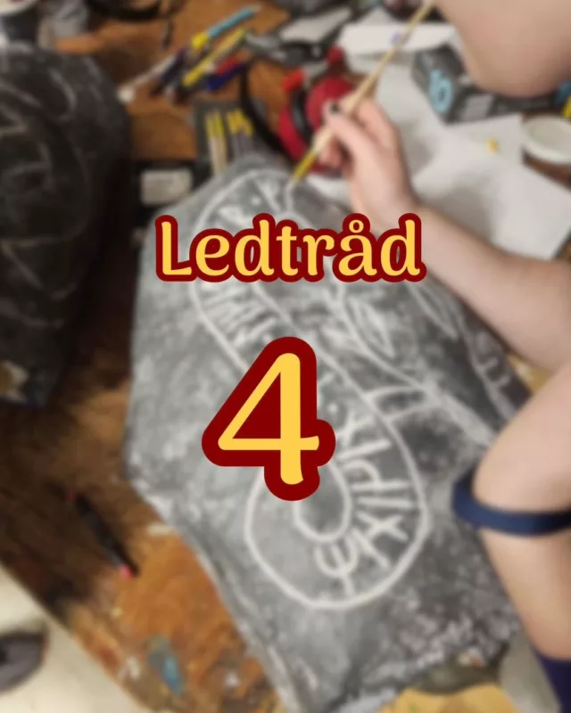 Ledtråd nummer fyra för er som vill tävla om en biljett till årets premiäromgång!✨

Tekniken har arbetat fram en del av rekvisitan för årets spex🏃‍♀️🪨